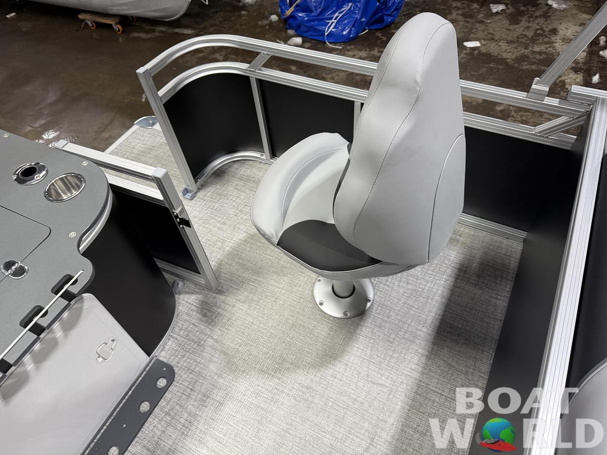 2026 Tahoe Pontoons Sport 2185 Rear Fish 