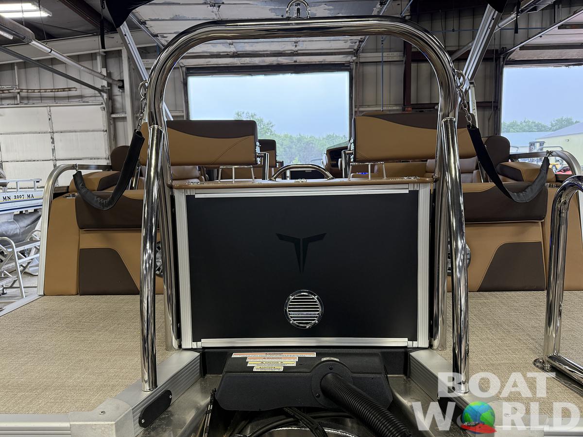 2025 Tahoe Pontoons LTZ 2385 Quad Lounge Shift Flip Tritoon & Honda 4-Stroke EFI