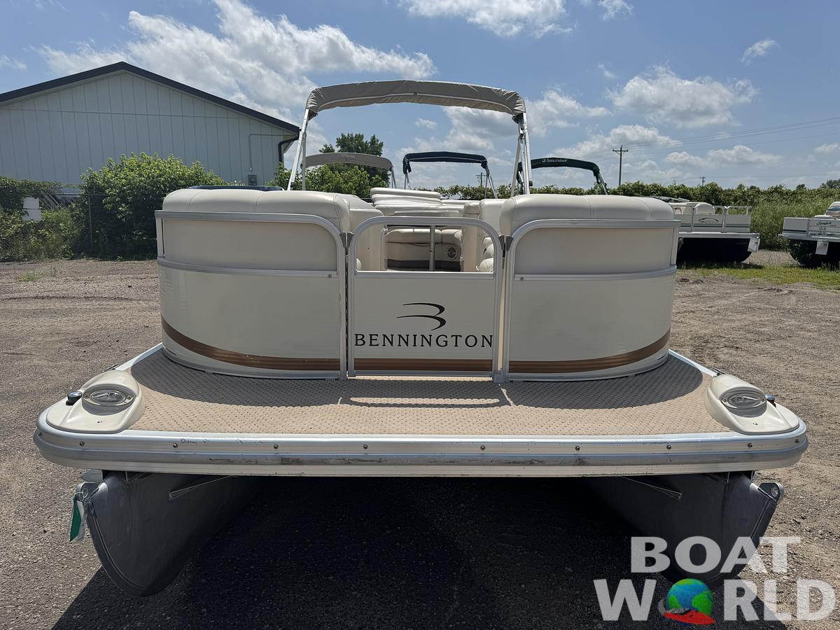 Used 2004 Bennington 2250 RL