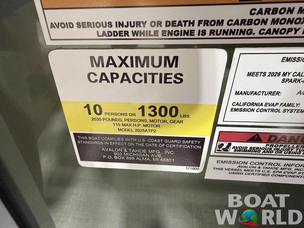 2026 Tahoe Pontoons Sport 2180 Swingback (VRB)