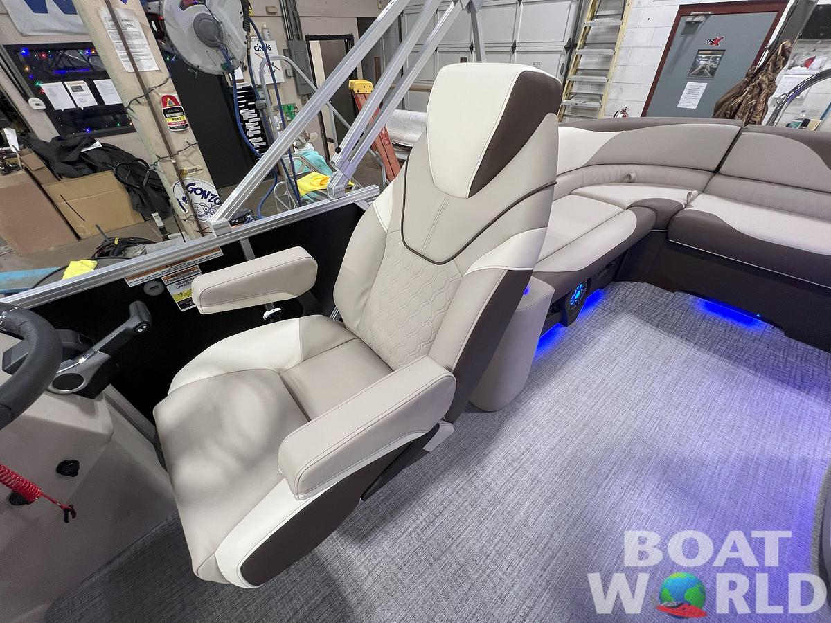 2026 Tahoe LTZ 2385 Elite Windshield Tritoon $52995