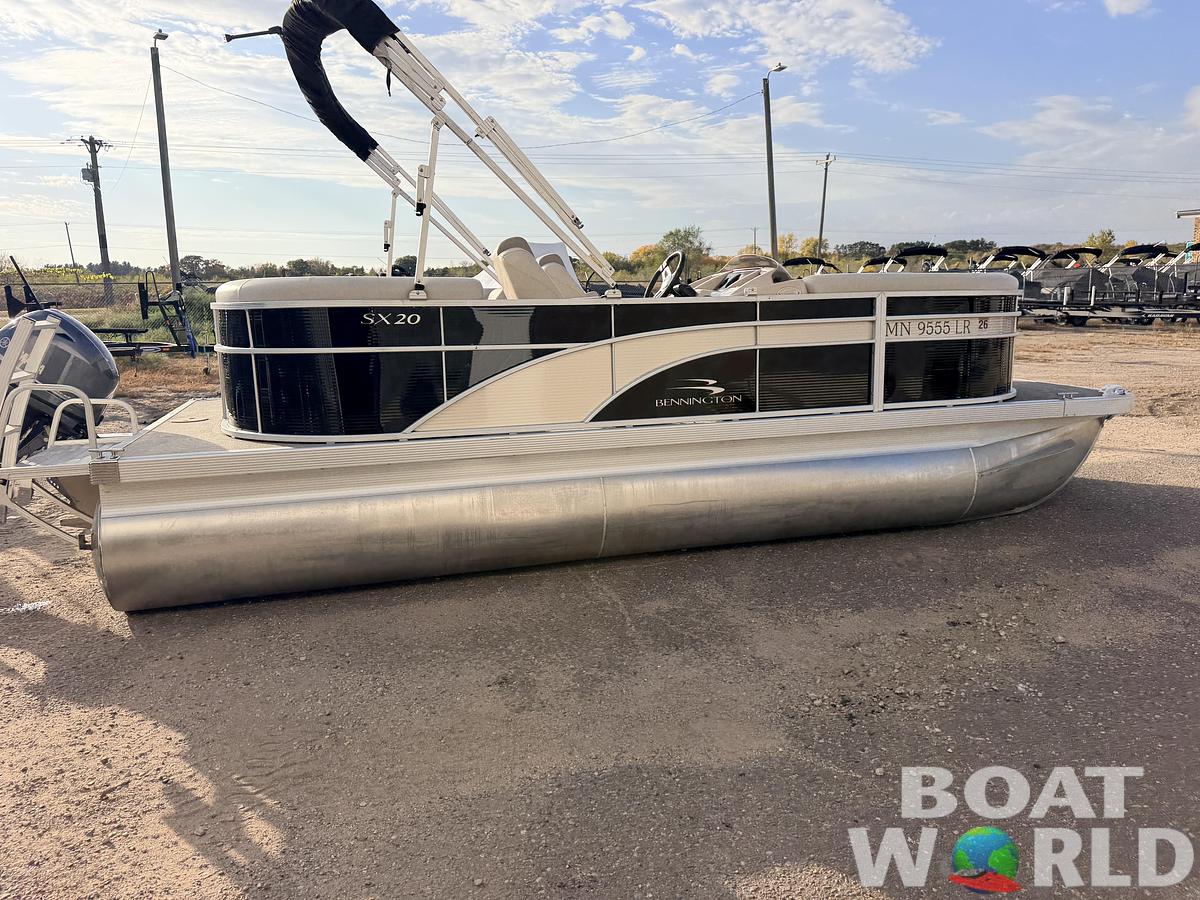 Used 2018 Bennington 20 SSRX & 50HP Yamaha 4 Stroke -$24,995
