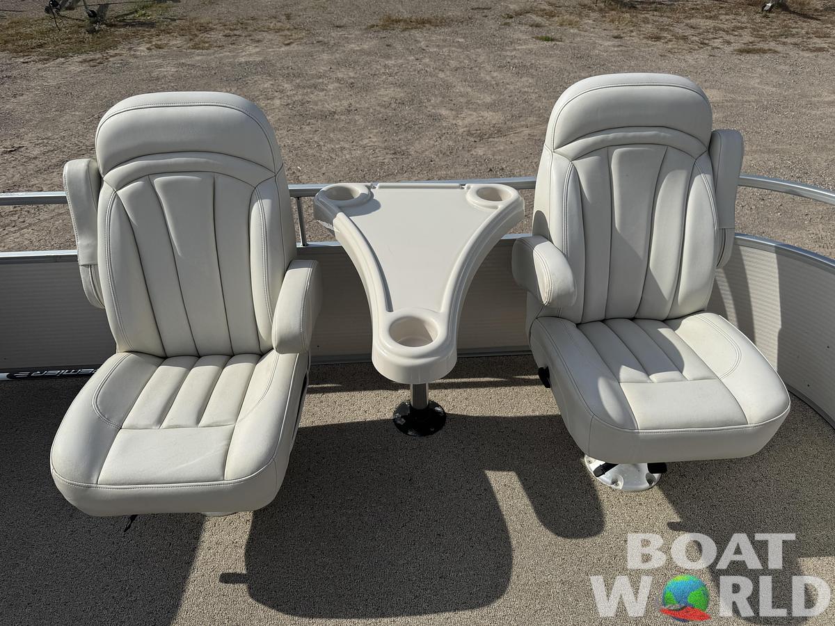 Used 2009 Premier 220 SunSpree DL Pontoon