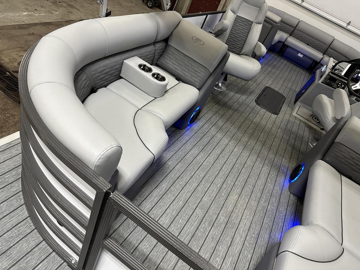 2023 Montego Bay TT8524 Quad Lounge 225HP Honda Tritoon Pontoon