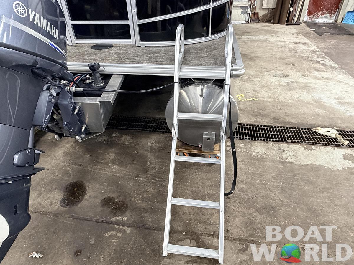 Used 2022 Starcraft LX 20 Fish & Cruise Pontoon