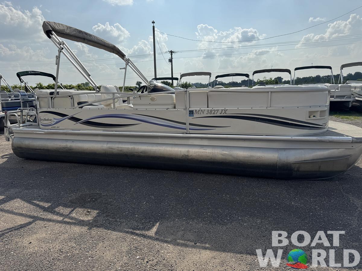Used 2005 Misty Harbor Boats 2285 GM Pontoon