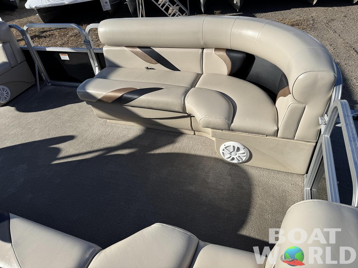 Used 2012 SunChaser Oasis 820 Pontoon