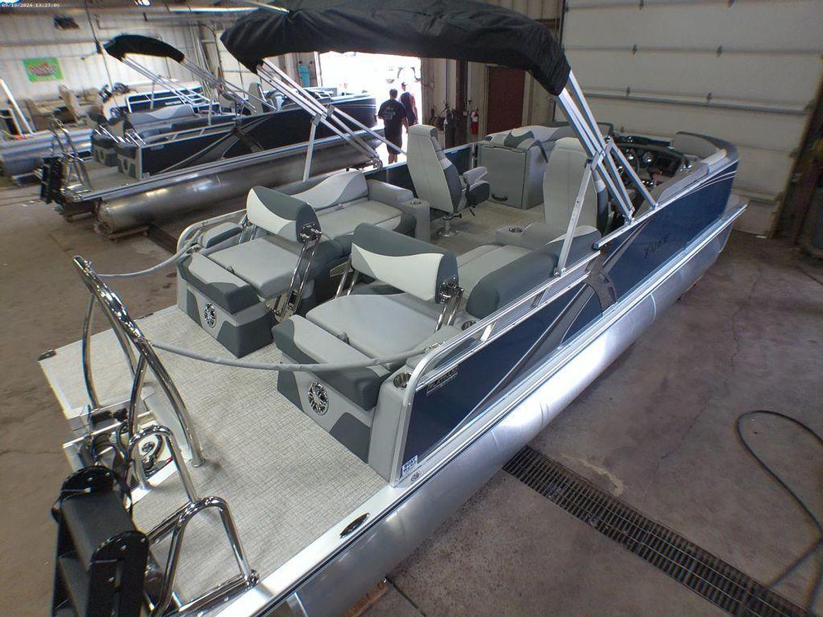 2025 Tahoe Pontoons LTZ 2385 Quad Lounge Shift SS & Honda 4-Stroke EFI