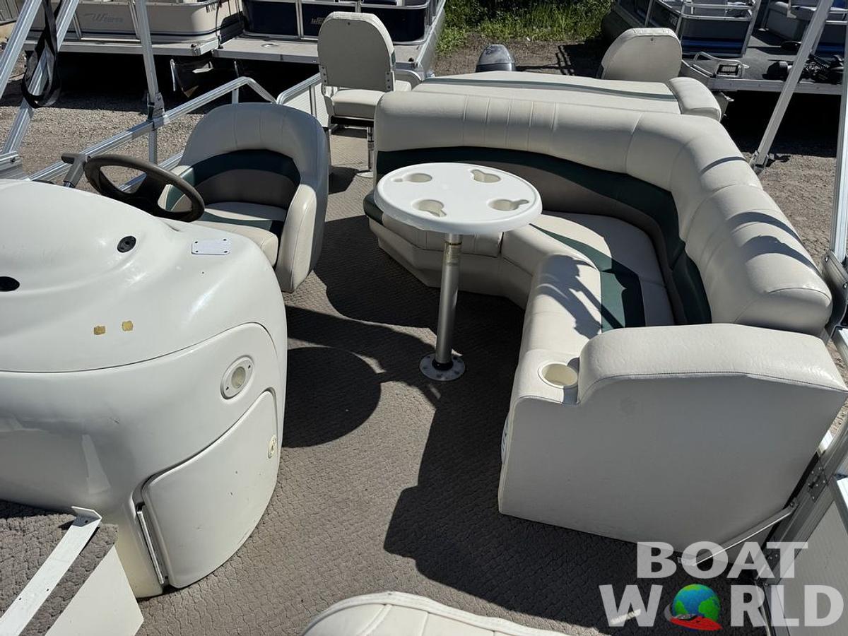 Used 2005 Lowe SunCruiser Trinidad 204