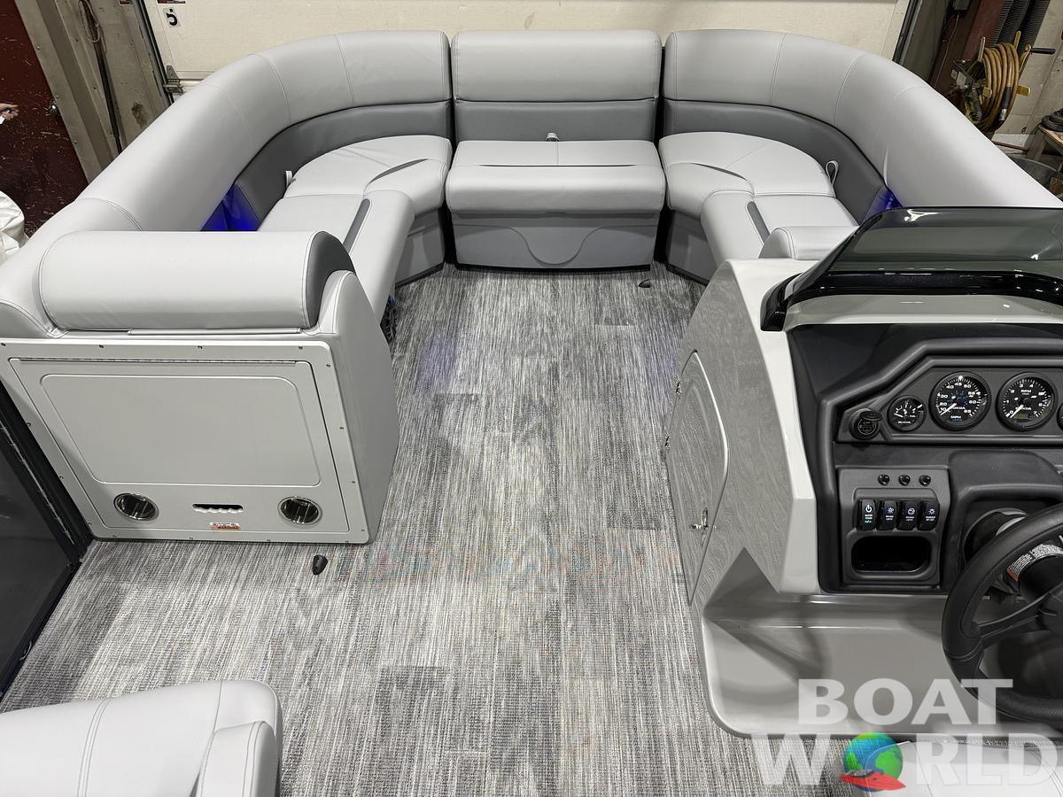 2027 Bentley Legacy 220 Navigator Quad Lounge Pontoon $41995
