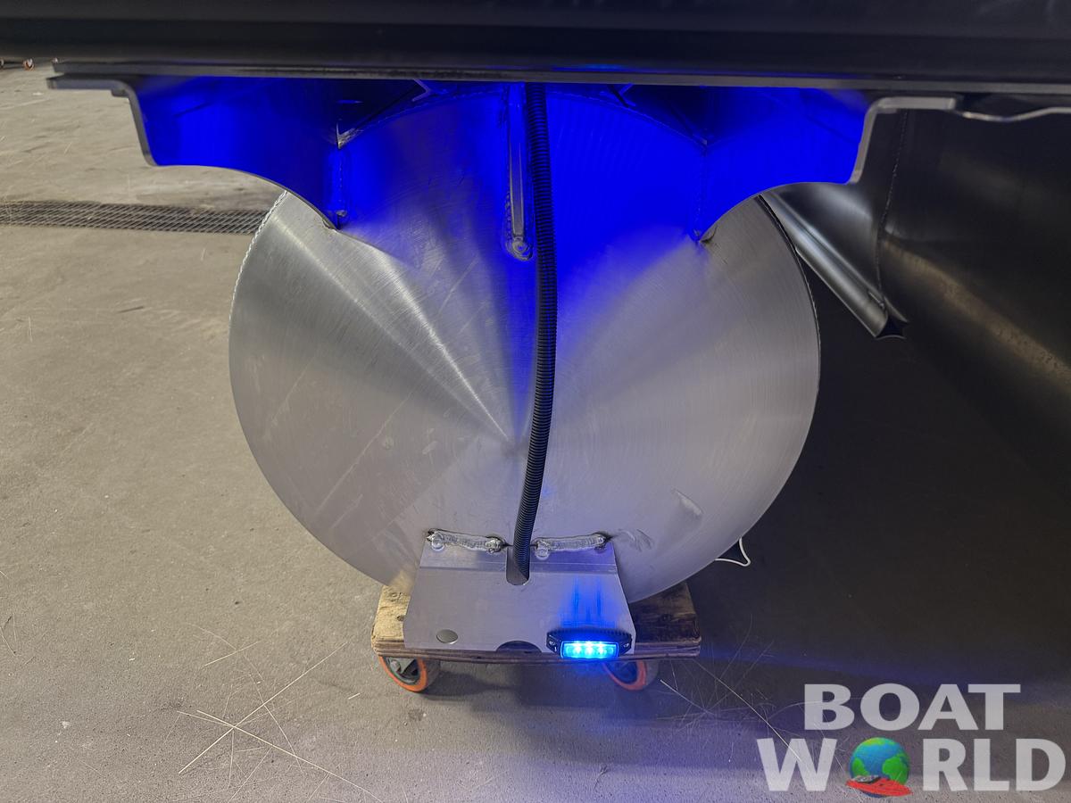 2026 Bentley Pontoons Elite 223 Admiral Quad Lounge Tritoon