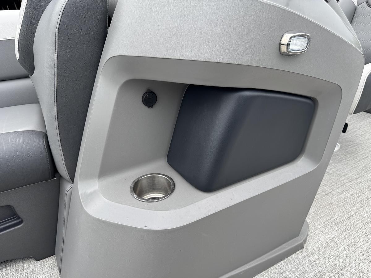 Used 2023 Tahoe Pontoons LTZ 2385 Elite Cruise & Honda 115HP 4-Stroke EFI