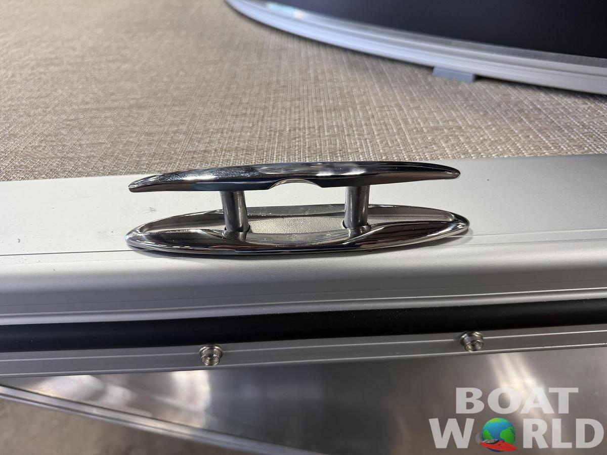 2026 Tahoe Pontoons LTZ 2385 Swingback (VRB) Tritoon 