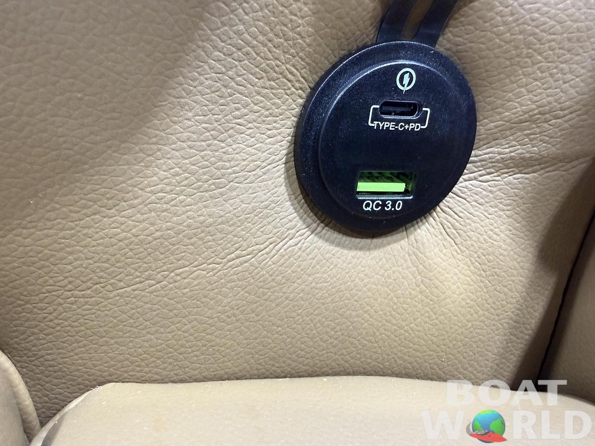 2026 Tahoe Pontoons Sport 2180 Swingback (VRB)