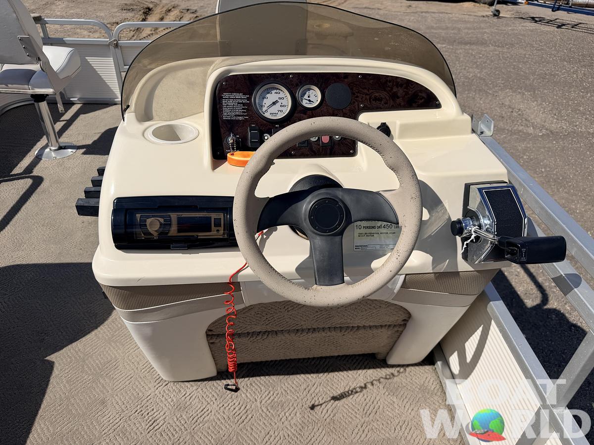 Used 2002 Northwoods 2223 Escapade & 40HP Mercury Bigfoot 4Stroke -$13,995