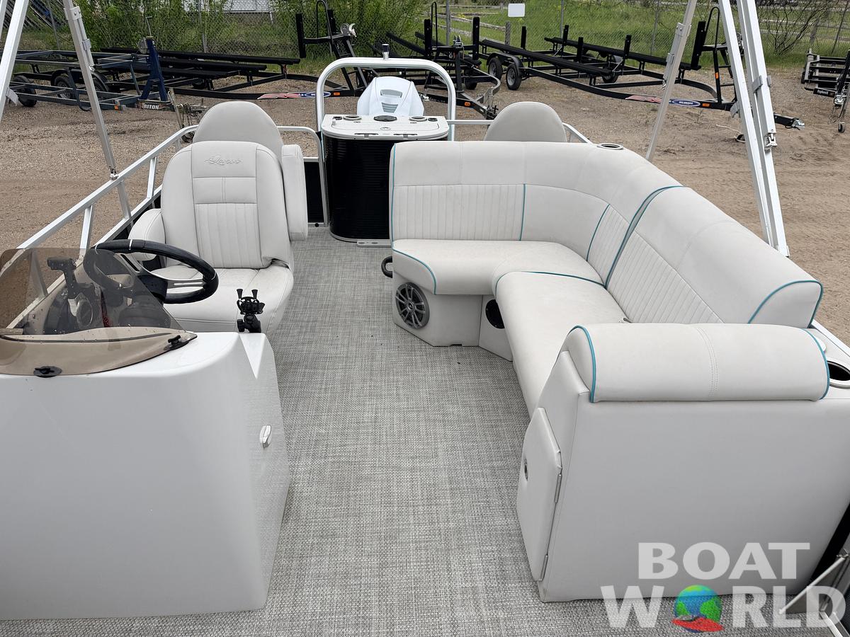 Used 2019 Qwest 822 Fish & Cruise Tritoon & 150HP Honda 4Stroke - $39,995