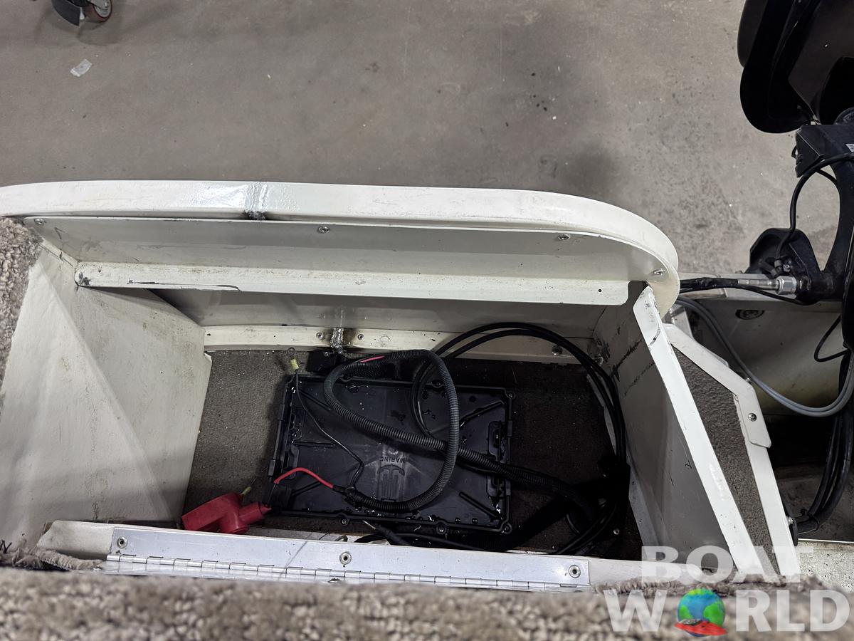 Used 2006 Crestliner 2285 CFI Pontoon