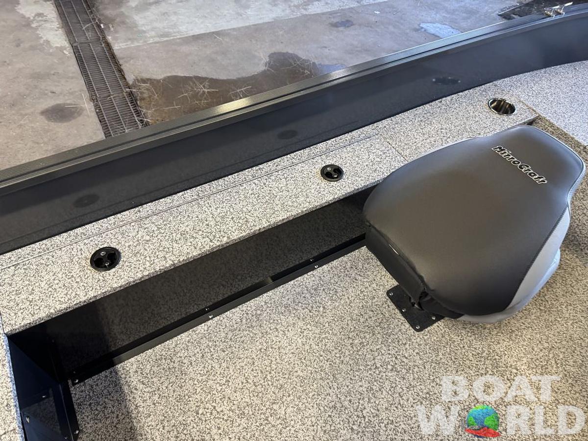 2025 Mirrocraft F167 Side Console & Honda 60HP 4-Stroke EFI