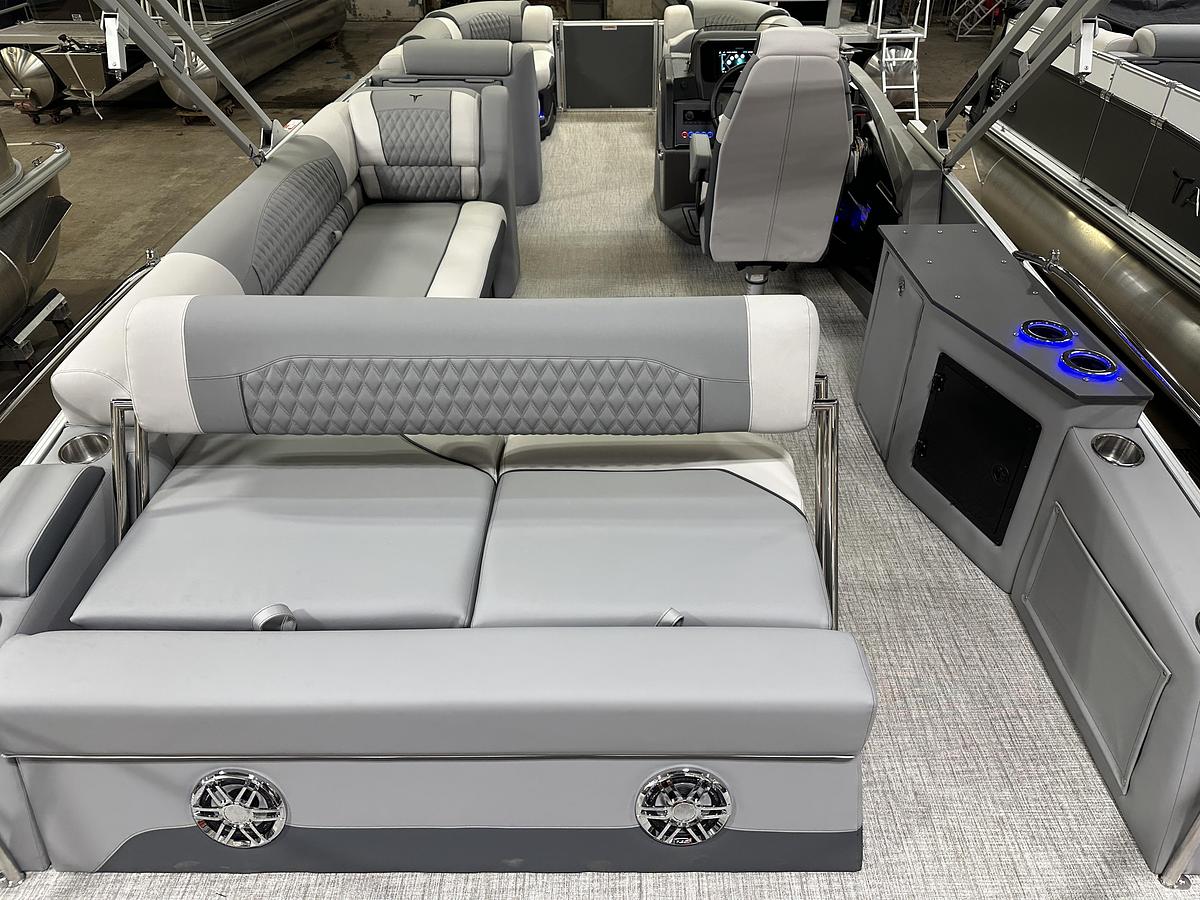 2025 Tahoe Pontoons Cascade 2385 Cruise Rear Bench Tritoon & Honda 225HP 4-Stroke EFI