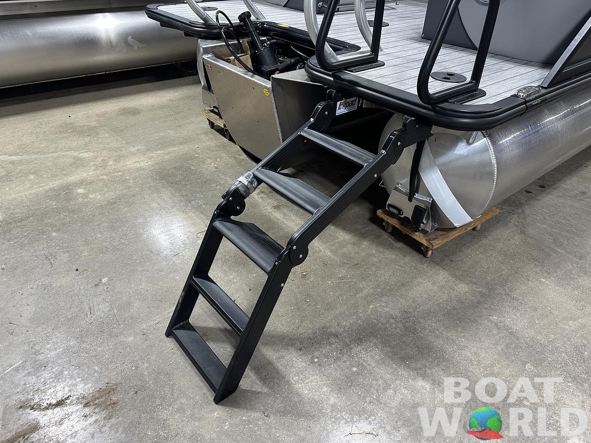 2025 Bentley Pontoons Elite 223 Admiral Quad Lounge Tritoon & Honda 4-Stroke EFI