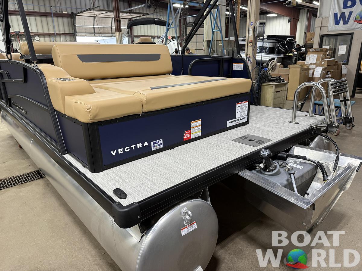 2027 Princecraft Vectra 21 RL Swingback Dinette $35495