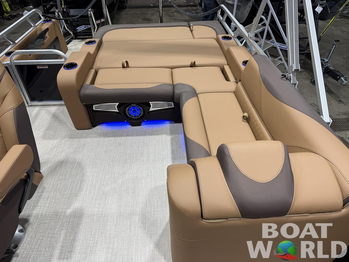 2027 Tahoe LTZ 2385 VRB SE Swingback Pontoon $41995