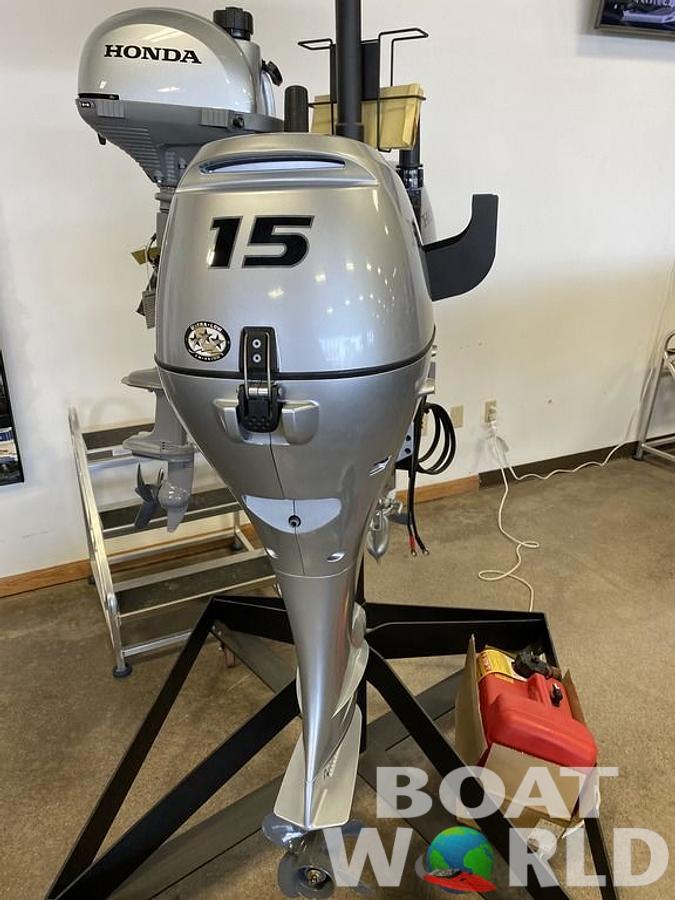 2025 Honda Marine 15HP 4-Stroke Tiller Outboard