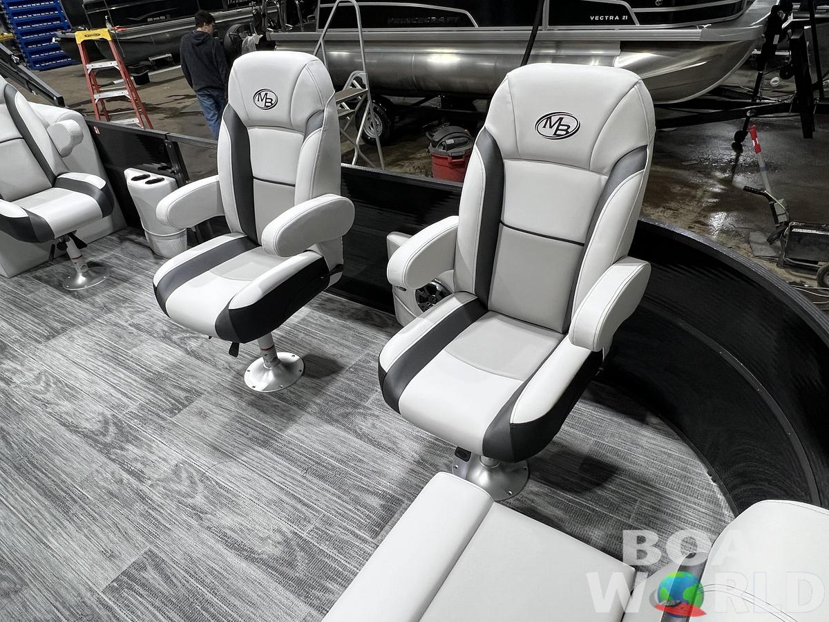 2026 Montego Bay 8522 BR DL Quad Lounger & Honda 4-Stroke $39995