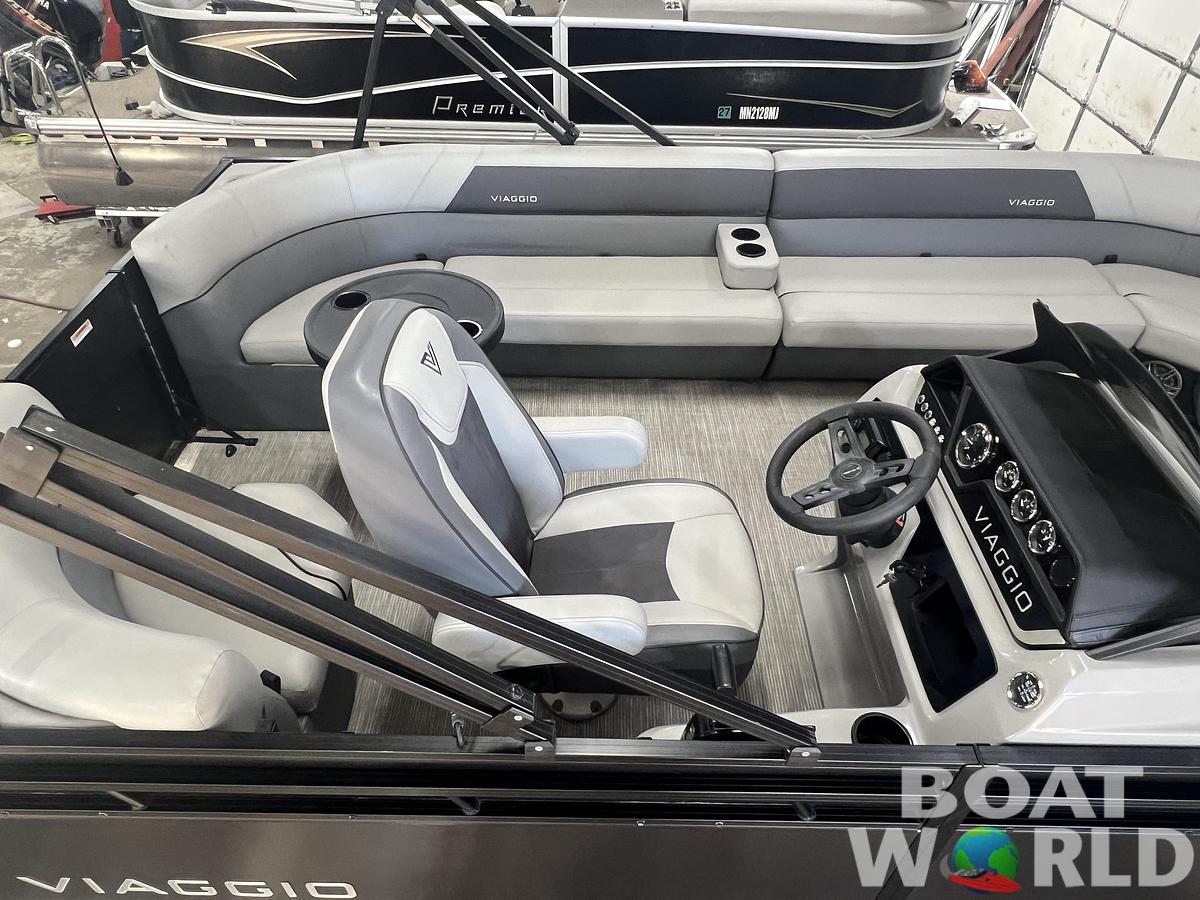 Used 2024 Viaggio Lago V16U & 60HP Suzuki 4Stroke -$24,995
