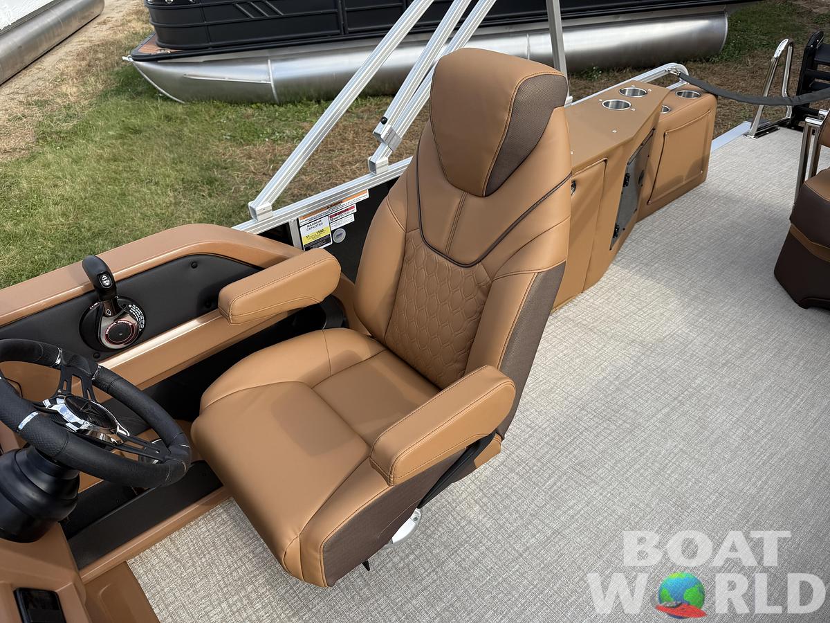 2026 Tahoe Pontoons LTZ 2385 Cruise Rear Bench (CRB) 