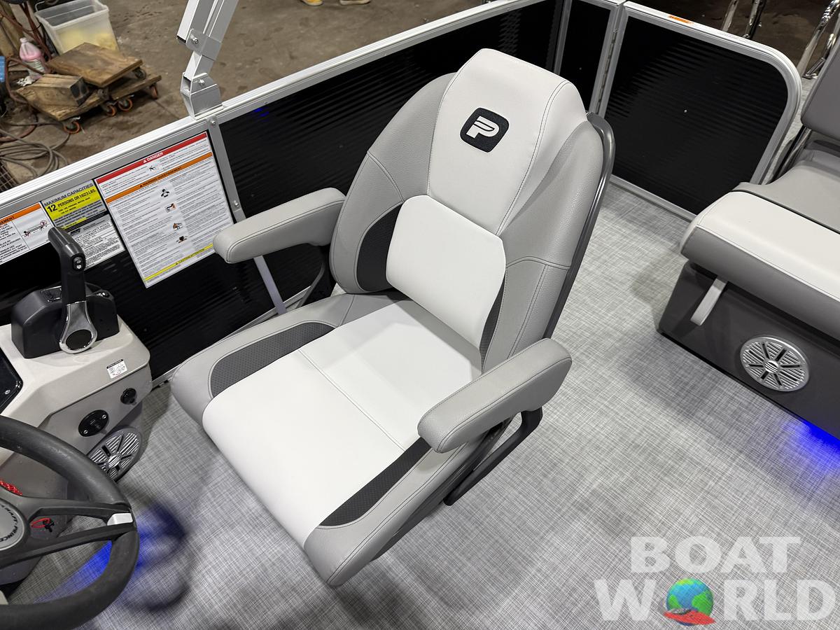 2025 Princecraft 23' Swingback & 150HP 