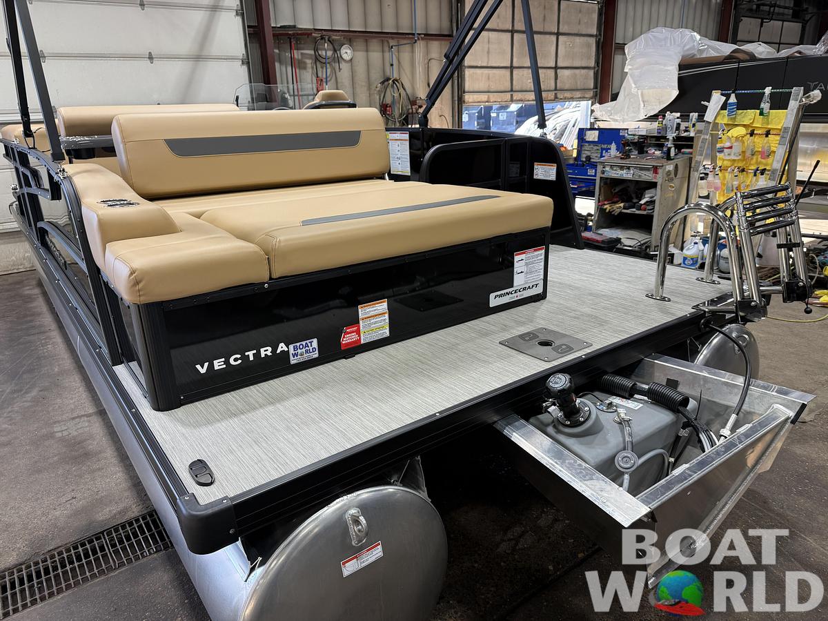 2027 Princecraft Vectra 23 RL Dinette Swingback $36,995