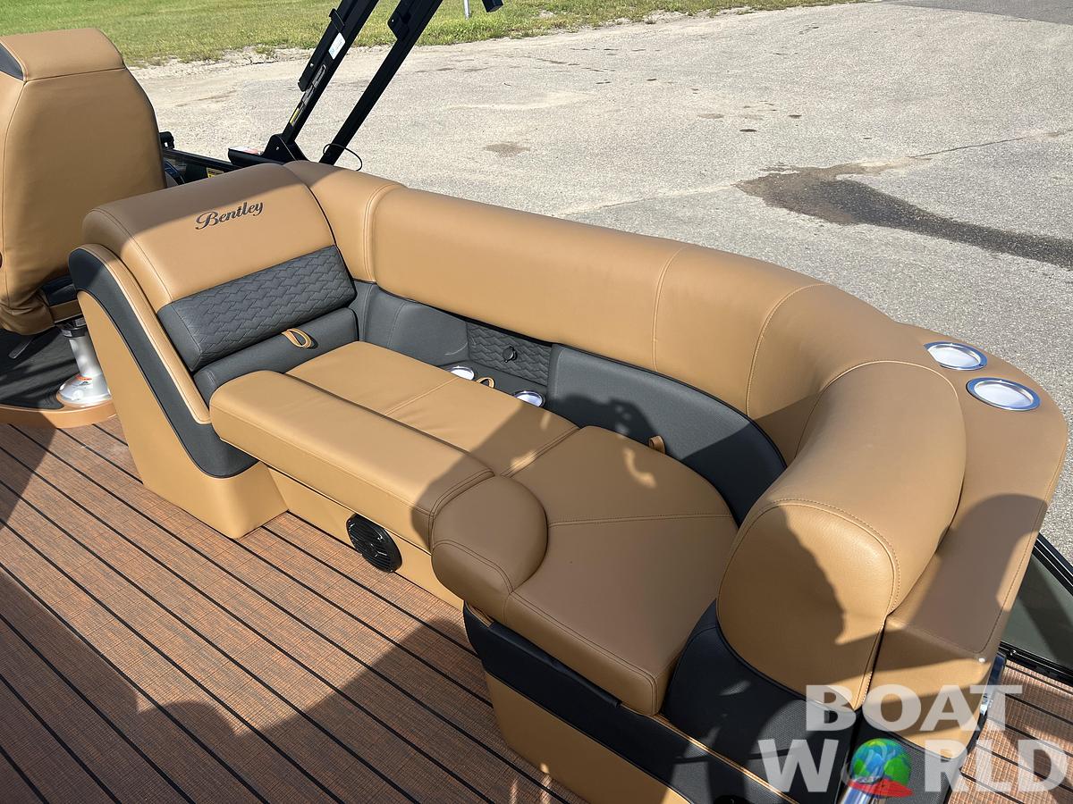 2026 Bentley Pontoons Elite 223 Admiral Quad Lounge Tritoon