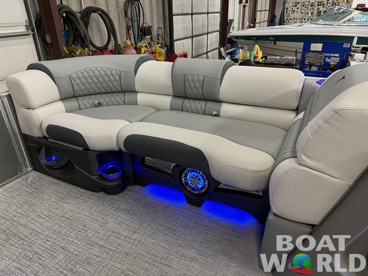2025 Tahoe Pontoons Cascade 2385 Quad Lounge Tritoon & Honda 4-Stroke EFI