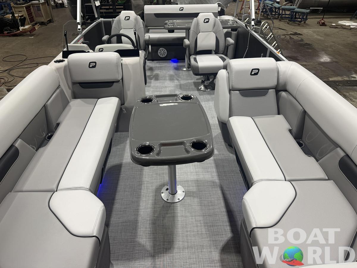 2026 Princecraft Vectra 23 RL SS Swingback Tritoon