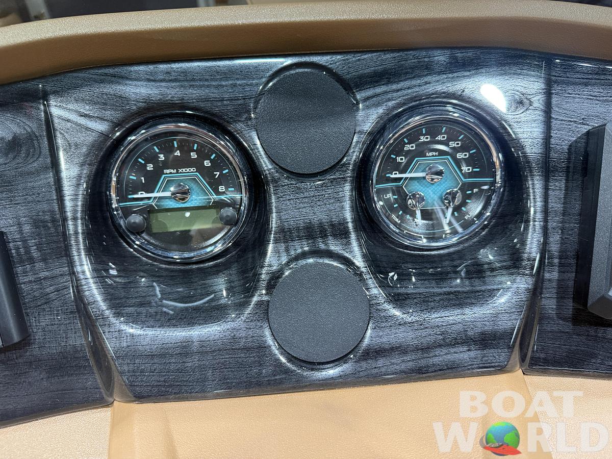 2026 Tahoe Pontoons LTZ 1985 Cruise Pontoon