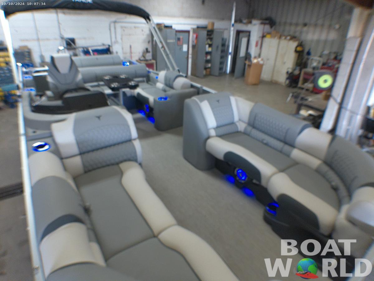 2025 Tahoe Pontoons Cascade 2385 Swingback (VRL) Tritoon & Honda 4-Stroke EFI