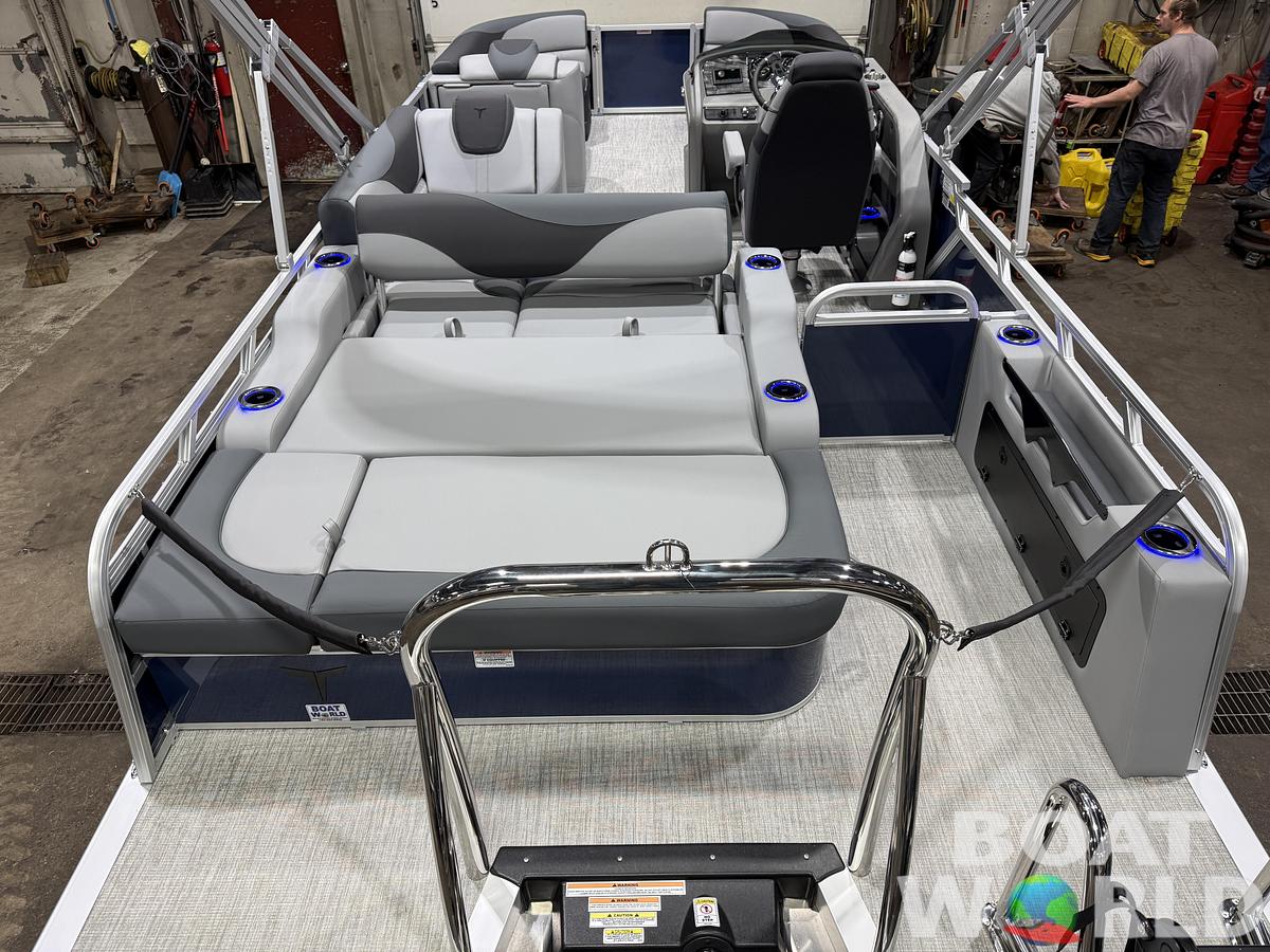 2026 Tahoe Pontoons LTZ 2385 Swingback (VRB) Tritoon