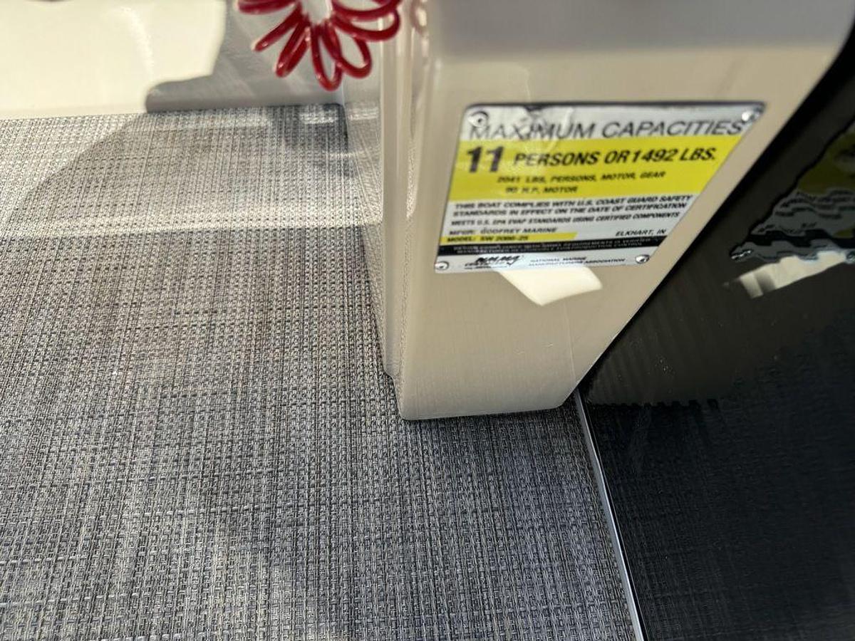 Used 2020 Sweetwater SW 2086 Cruise Pontoon with 70HP Yamaha 4-S EFI