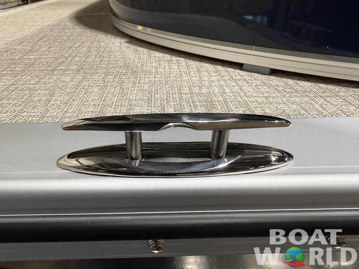 2026 Tahoe Pontoons LTZ 2185 Cruise Rear Bench (CRB) 