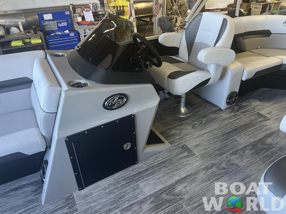 Used 2026 Montego Bay 8522 Quad Lounger BR Deluxe Pontoon