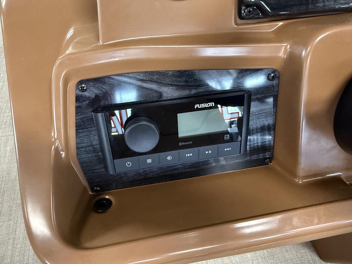 2026 Tahoe Pontoons Sport 2385 Swingback (VRB) & Honda 4-Stroke EFI