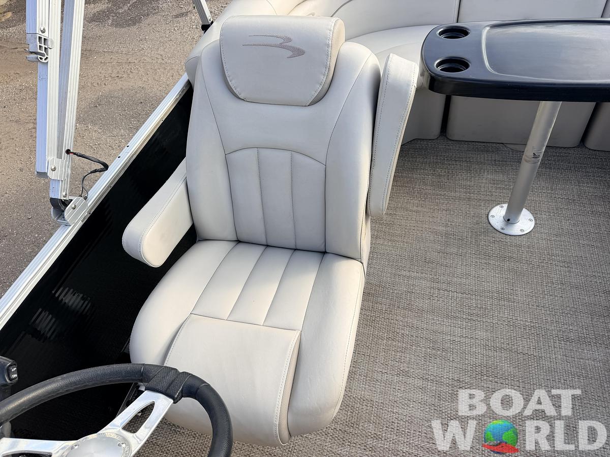 Used 2018 Bennington 20 SSRX & 50HP Yamaha 4 Stroke -$24,995
