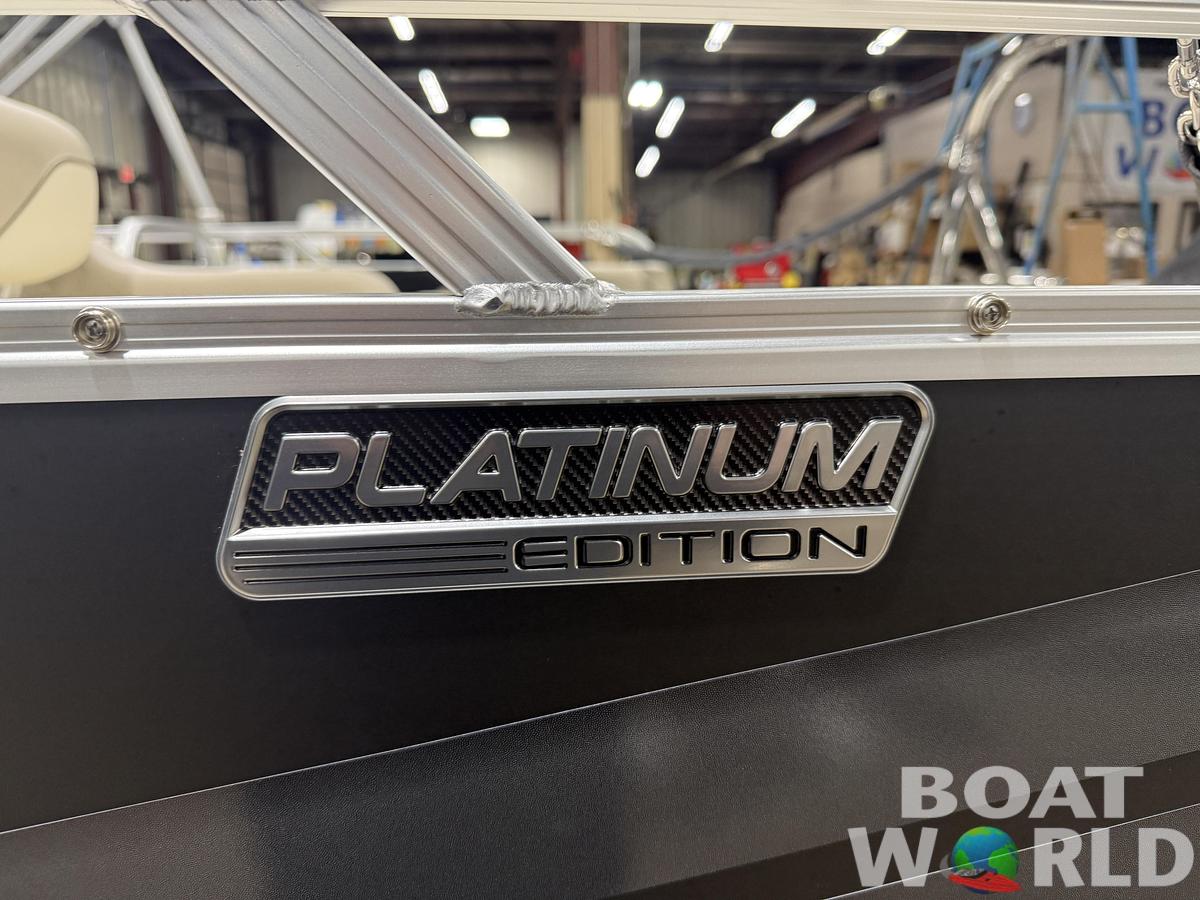 2026 Tahoe Sport VRB 2385 Swingback & 4-Stroke $34995