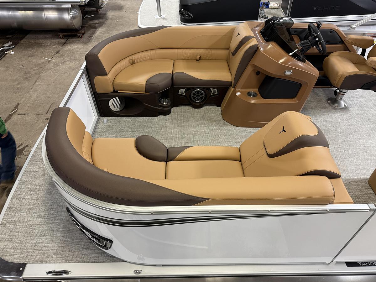 2025 Tahoe Pontoons LTZ 2385 Swingback (VRL) & Honda 4-Stroke EFI