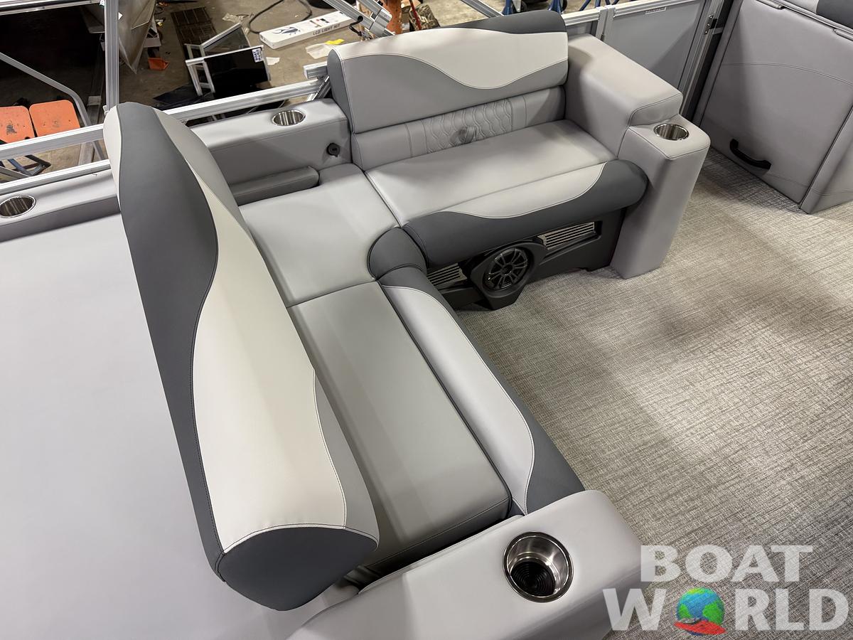 2025 Tahoe Pontoons LTZ 2385 Swingback (VRL) Pontoon & Honda 4-Stroke EFI