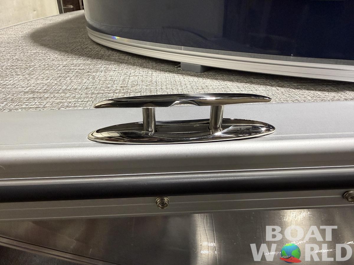 2026 Tahoe Pontoons LTZ 2185 Cruise Pontoon 