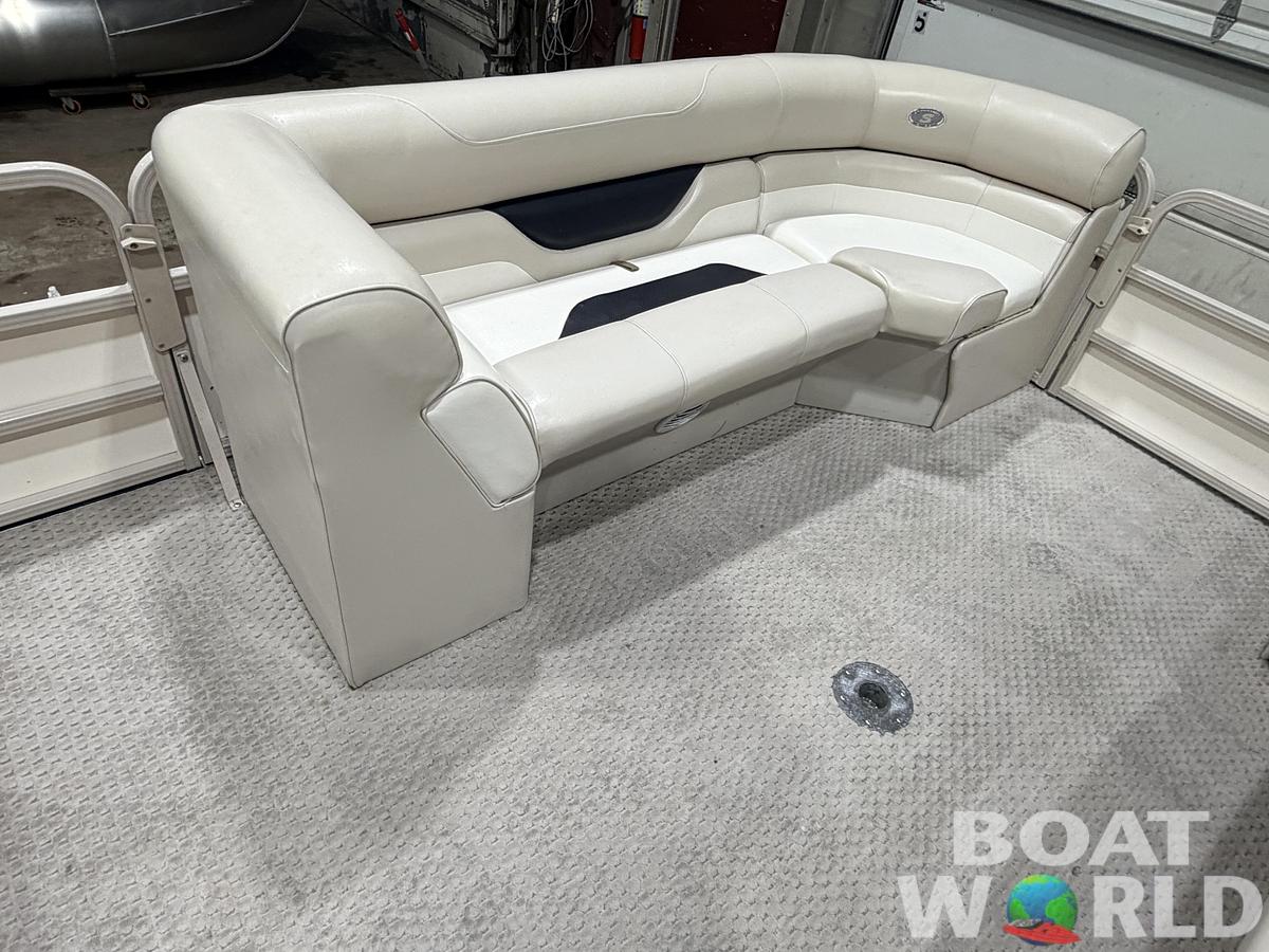 Used 2006 SmokerCraft 8522 Cruise Pontoon & 60HP Yamaha 4-Stroke - $14,995