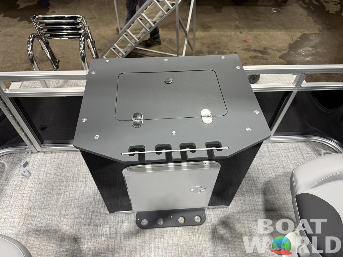 2026 Tahoe Sport Quad Fish 1980 Pontoon $30995