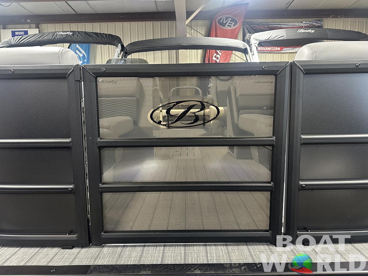 2025 Bentley Pontoons Elite 223 Admiral Quad Lounge Tritoon & Honda 4-Stroke EFI